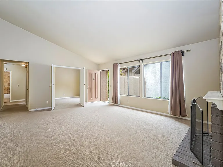 2162 Sweetbriar Rd — Photo 6