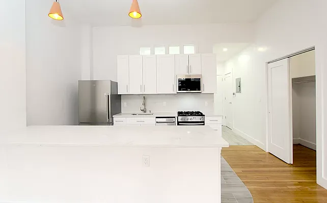 Rented by Oxford Property Group | media 5