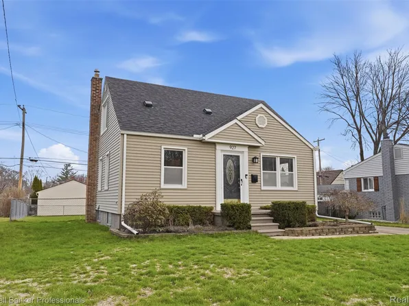 927 Montrose Ave, Royal Oak, MI 48073