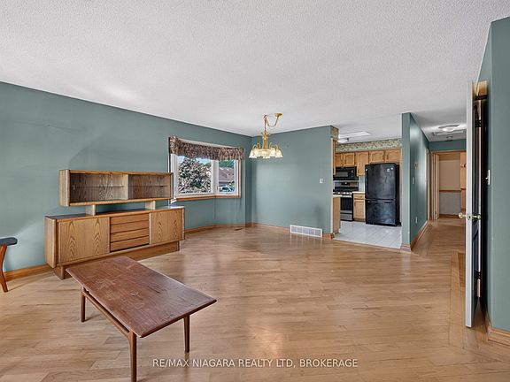 4th image of 7905 Salisbury Pl