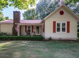 5757 Old Vincennes Rd, Floyds Knobs, IN 47119