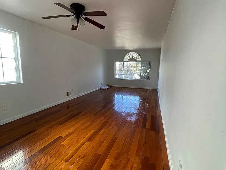 1231 Mason Ave — Photo 5