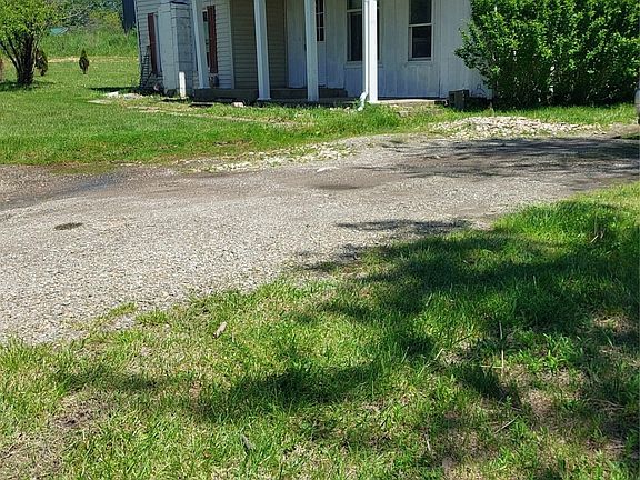 2nd image of 139 S Main St