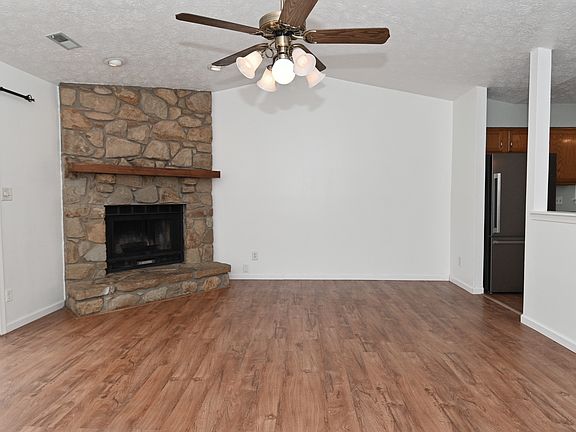 2nd image of 5228 Rowan Ct