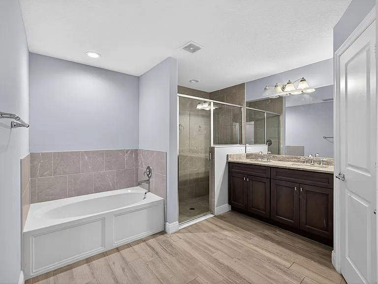 2501 SE Mariposa Ave — Photo 12
