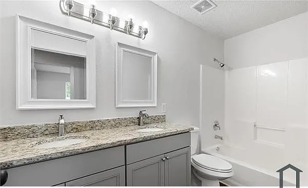 2100 Brooklyn Rd — Photo 20