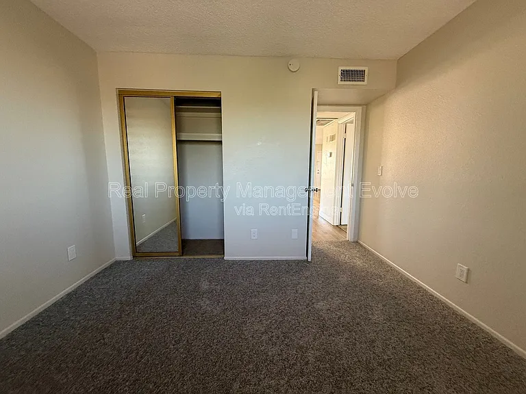 828 E Joan D Arc Ave — Photo 16