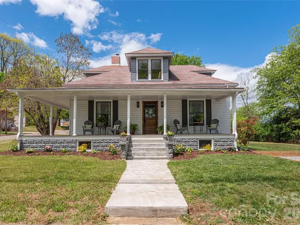 163 Pharr St, Canton, NC 28716