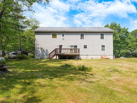 2nd image of 152 Granite Rd