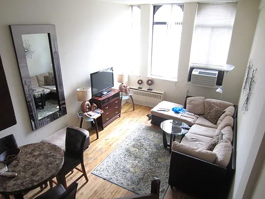 Rented by City Connections Realty | media 12