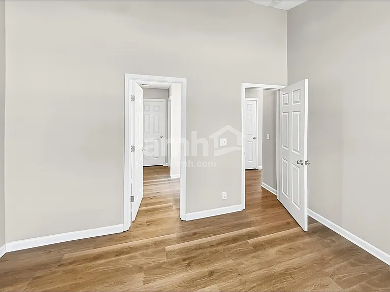2120 Loudenslager Dr — Photo 10