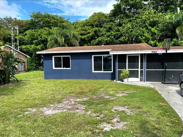 5945 Morrison Avenue, Lake Worth, FL 33463