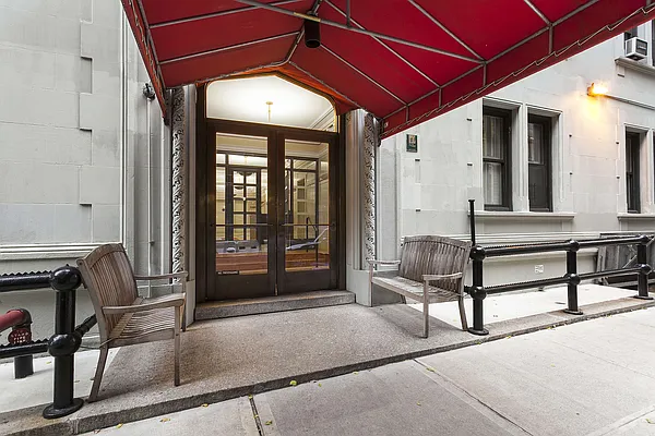 Sold by Compass | media 15