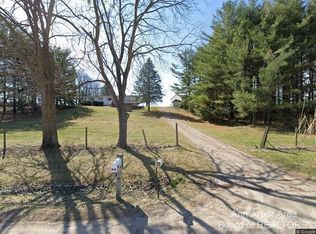 9285 Willow Rd, Saline, MI 48176