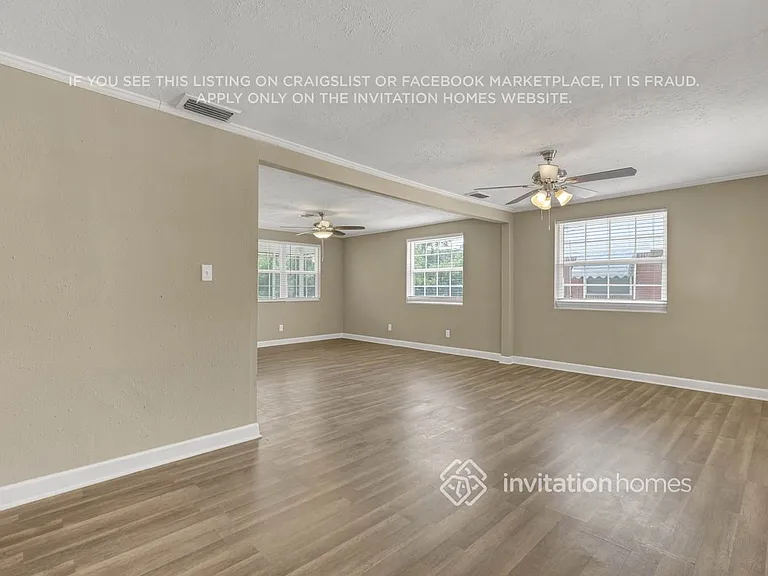5279 Carder St — Photo 12