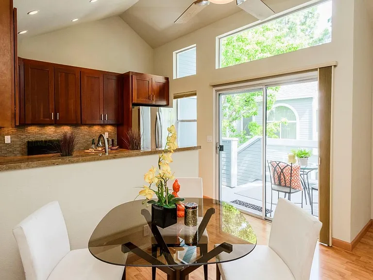 828 Boardwalk Pl — Photo 5
