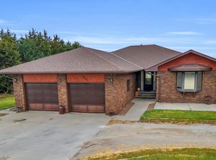 605 N Easy St, Elm Creek, NE 68836