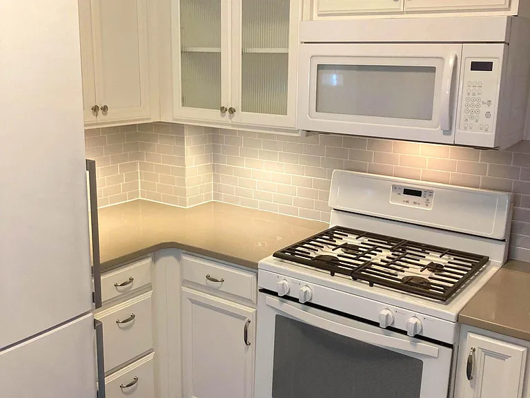 5486 Hays St — Photo 7
