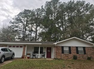 5 Springdale Cir, Daleville, AL 36322