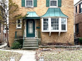 7020 35th St, Berwyn, IL 60402