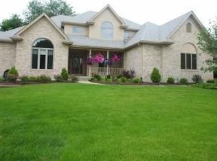2811 Stone Mill Pl, Dayton, OH 45434