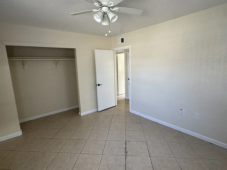808 S Miramar Ave #6 — Photo 4
