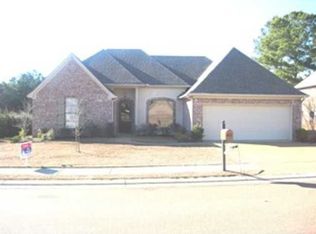 129 Brierfield Dr, Madison, MS 39110
