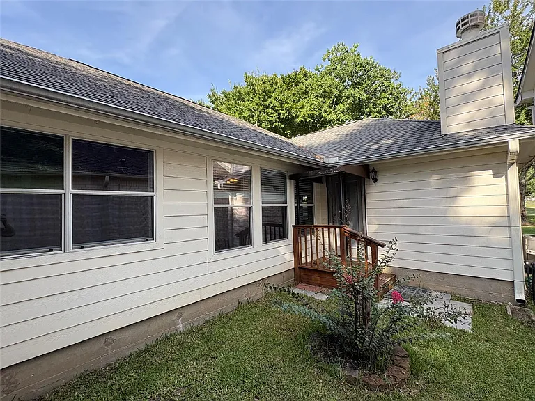 3618 Country Club Blvd — Photo 16