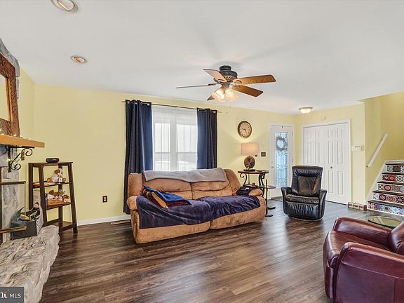 3rd image of 194 Willis Rd