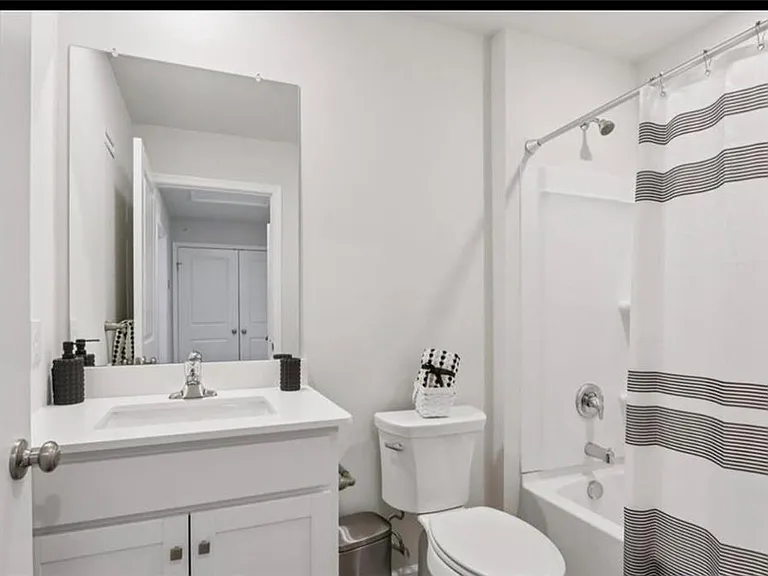 1138 Martin Rd — Photo 8