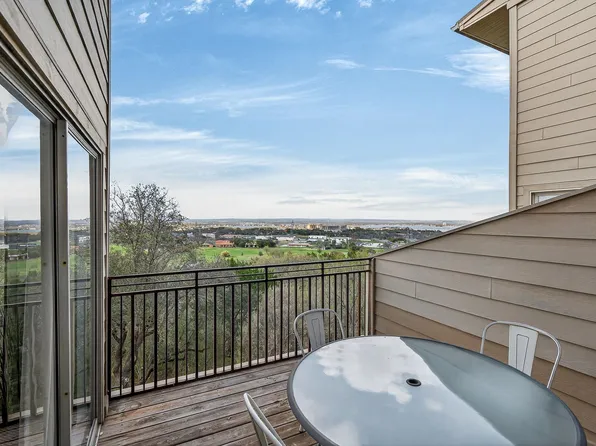 400 Hi There Unit 104, Horseshoe Bay, TX 78657