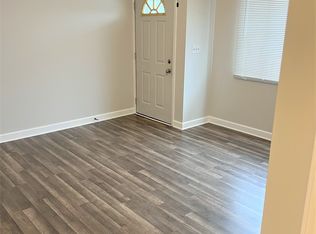 19 W Anchor Dr, Oswego, IL 60543