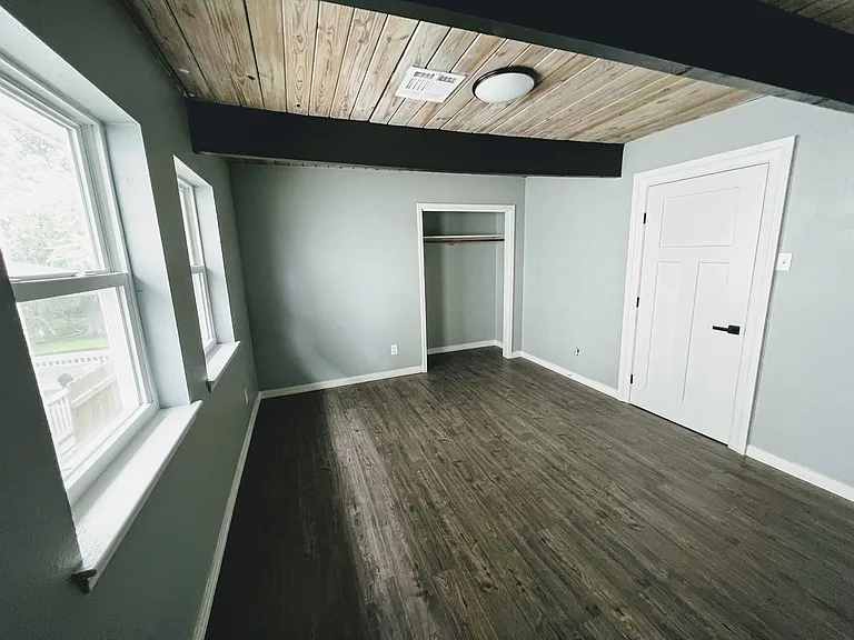 3524 Calhoun St — Photo 22