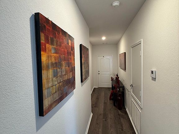 4th image of 6041 Croft Ave