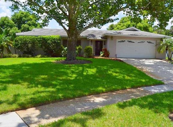 5th image of 3266 Kew Gardens Ln