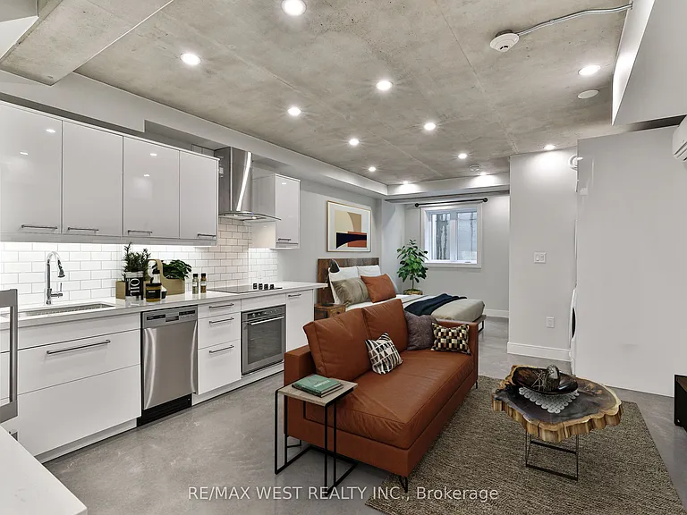 1745 Keele St #4 — Photo 6