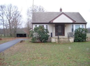 541 Foster Ave, Vineland, NJ 08360