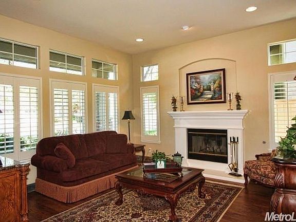 5th image of 1545 Broder Cir