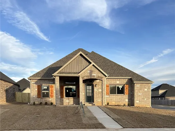 1120 Flat Rock St, Bentonville, AR 72713