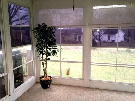 4th image of 108 Magnolia Way