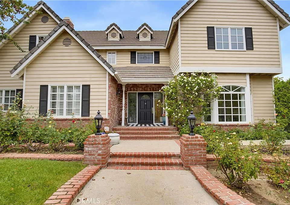 4155 Vicasa Dr