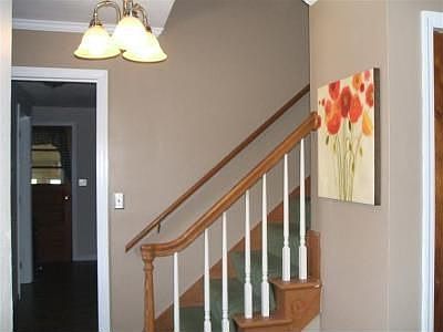 4th image of 1349 Northview Dr