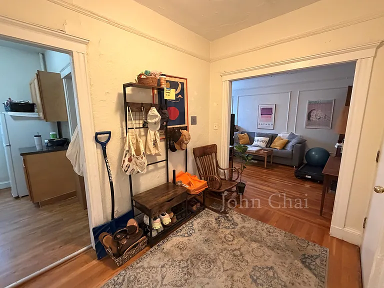 70 Chiswick Rd #4 — Photo 12