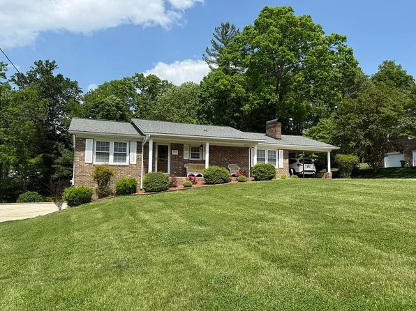 759 Green Acres Mill Rd, Millers Creek, NC 28651