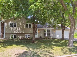 9998 108th Pl N, Maple Grove, MN 55369