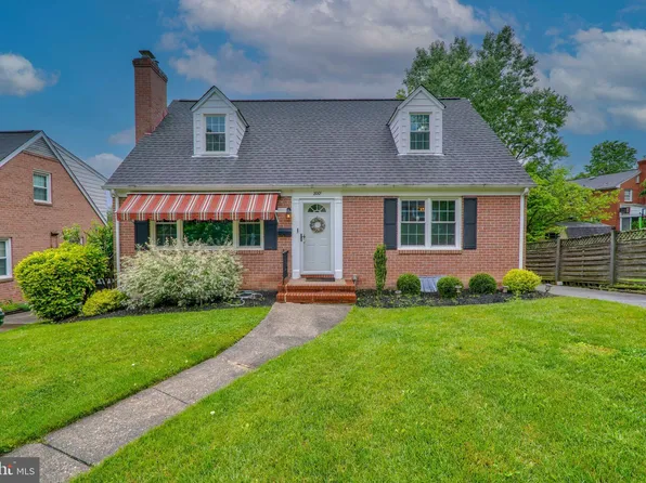 2001 Tree Ln, Lutherville Timonium, MD 21093