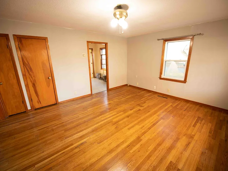 743 Oak St — Photo 10