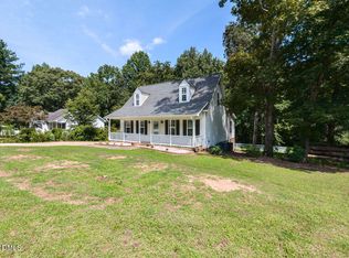 98 Starcroft Dr, Fuquay Varina, NC 27526