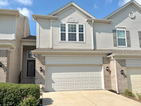 1563 Yellowstone Dr, Streamwood, IL 60107
