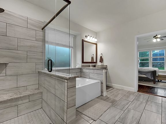 4th image of 3504 Kodiak Dr